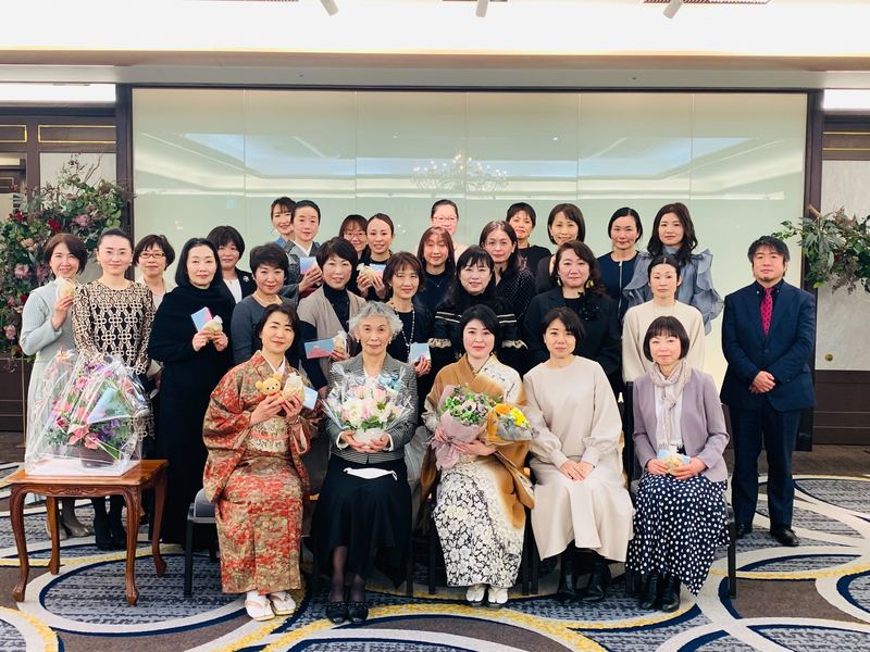 祝賀会の様子の画像